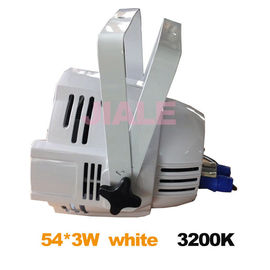 Le pair mené blanc chaud peut allumer les lumières menées 3200k 54pcs 3w d'étape du pair 64